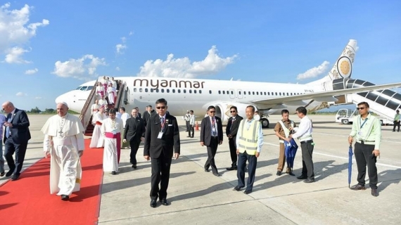 Pope Francis: Nay Pyi Daw International Airport, Myanmar (2017)