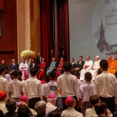 Pope Francis shares the stage with spiritual leaders of different faiths as he delivers a speech on 'Building Bridges on Peace and Understanding' at Chulalongkorn University Nov 22. 